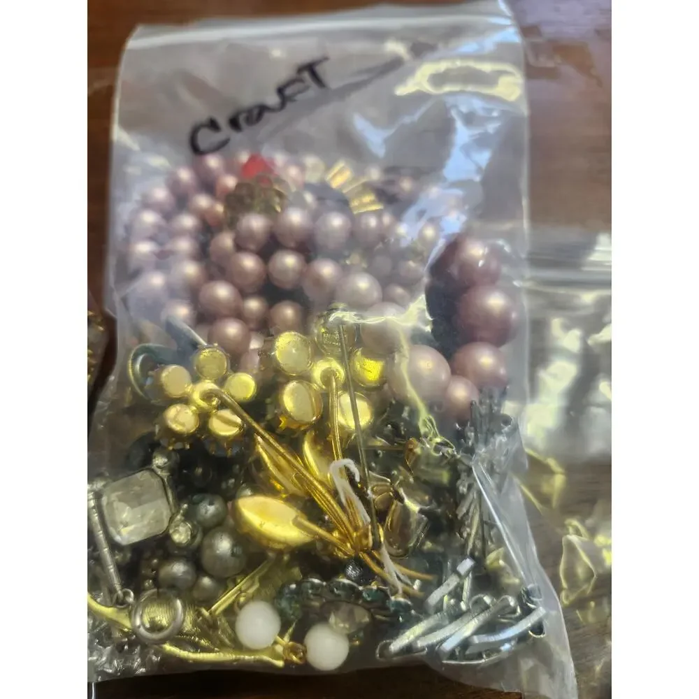 Craft jewelry vint broken wearable lot 1lb